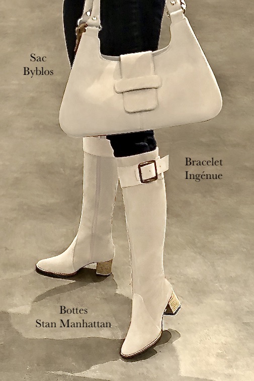 Champagne white women's riding knee-high boots. Round toe. Medium block heels. Made to measure. Rear view - Florence KOOIJMAN